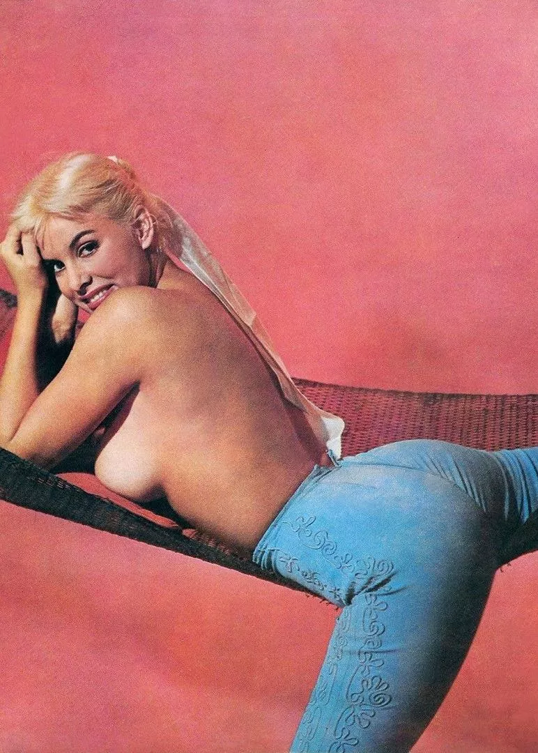 June Wilkinson. Rate her pose from 1-10