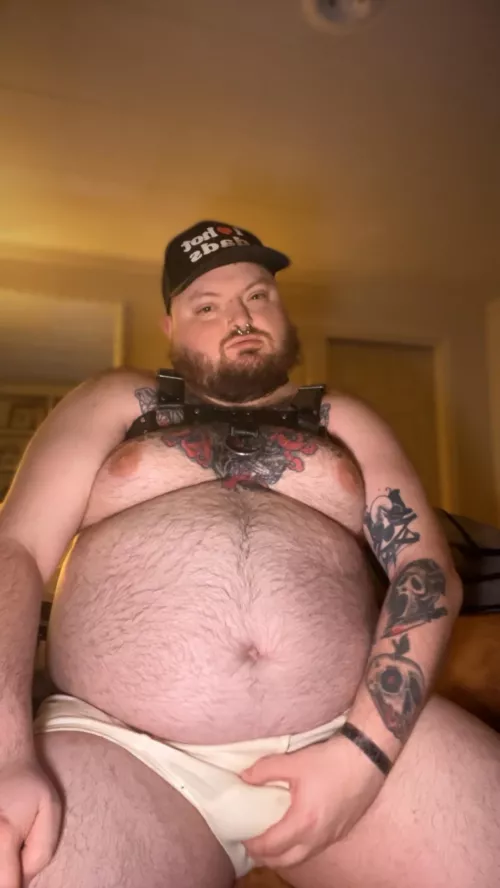 Just posting to find the hot Dads.