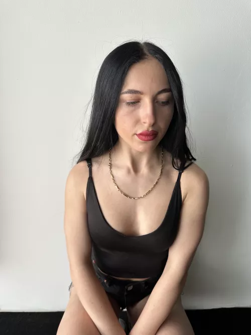 Let's play a game: no hands, try to get to my nipples. It'll be fun.