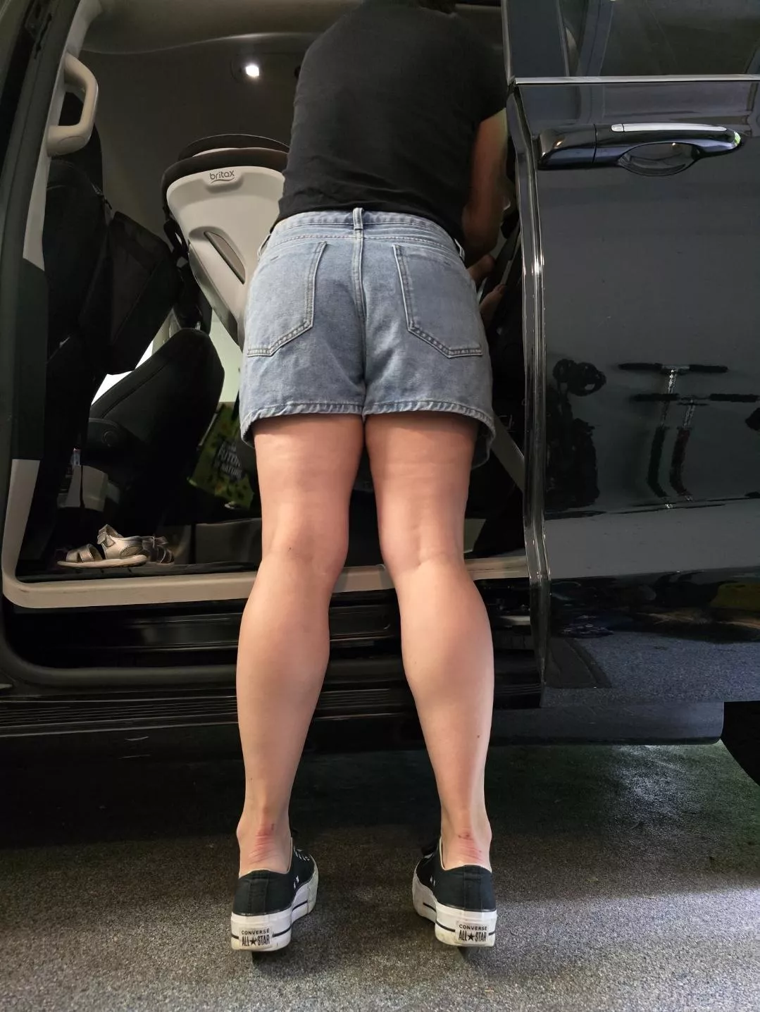 Loading the minivan in my chucks! 