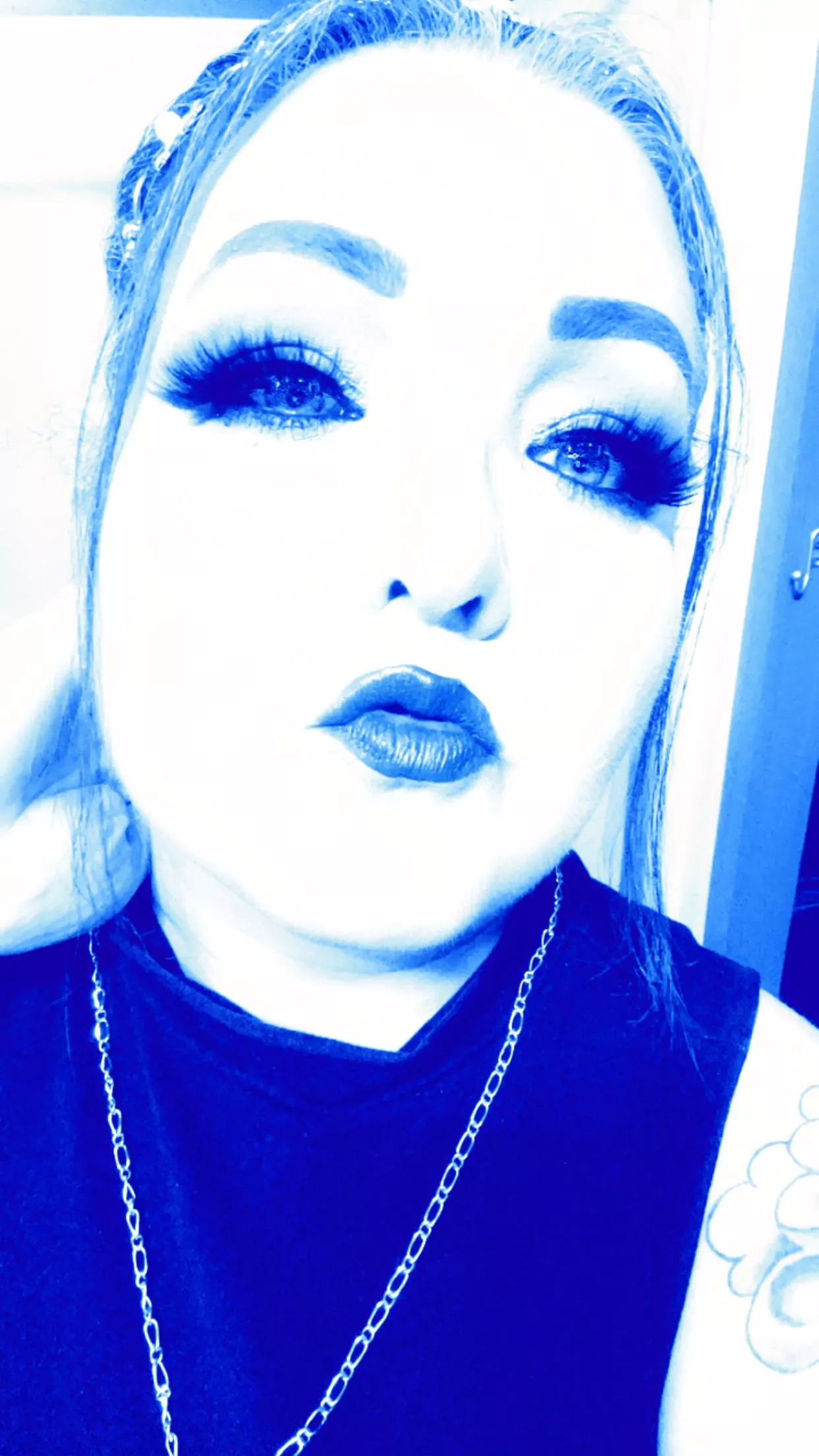 Shirley Manson vibes today.  