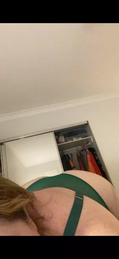 Think greens my colour, do you agree? 