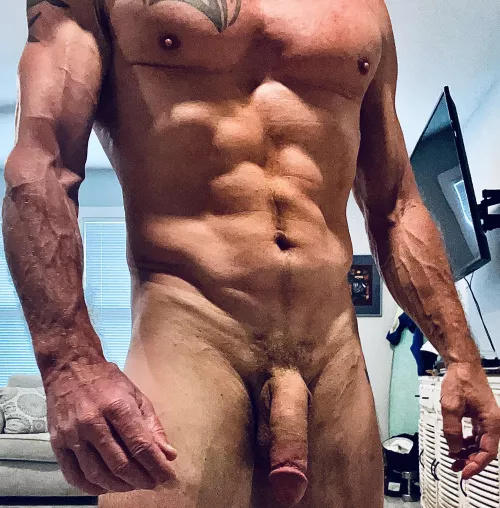 Thirsty Thursday for daddy..(47)