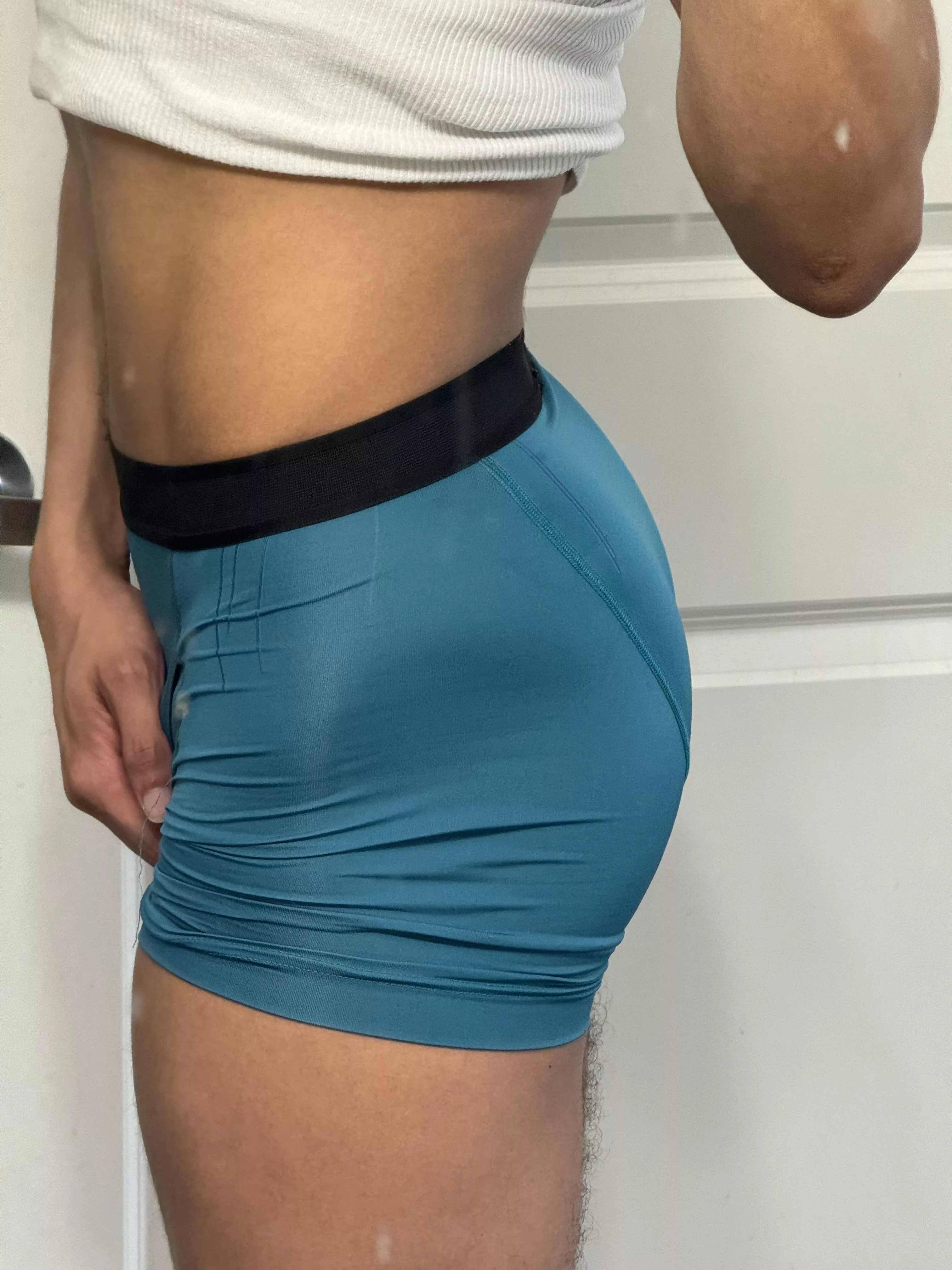 Who’s sliding em off me? 