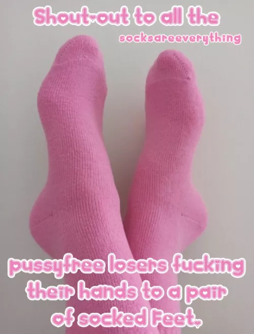 You want socks, you need socks, you love socks! You are SocksSexual pussyfree beta and you love it!
