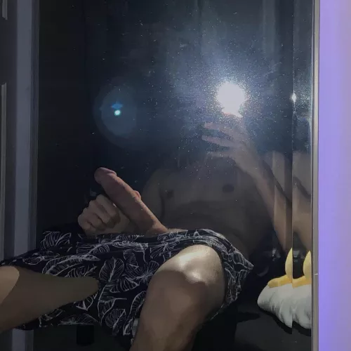 19/ same age dm with pic