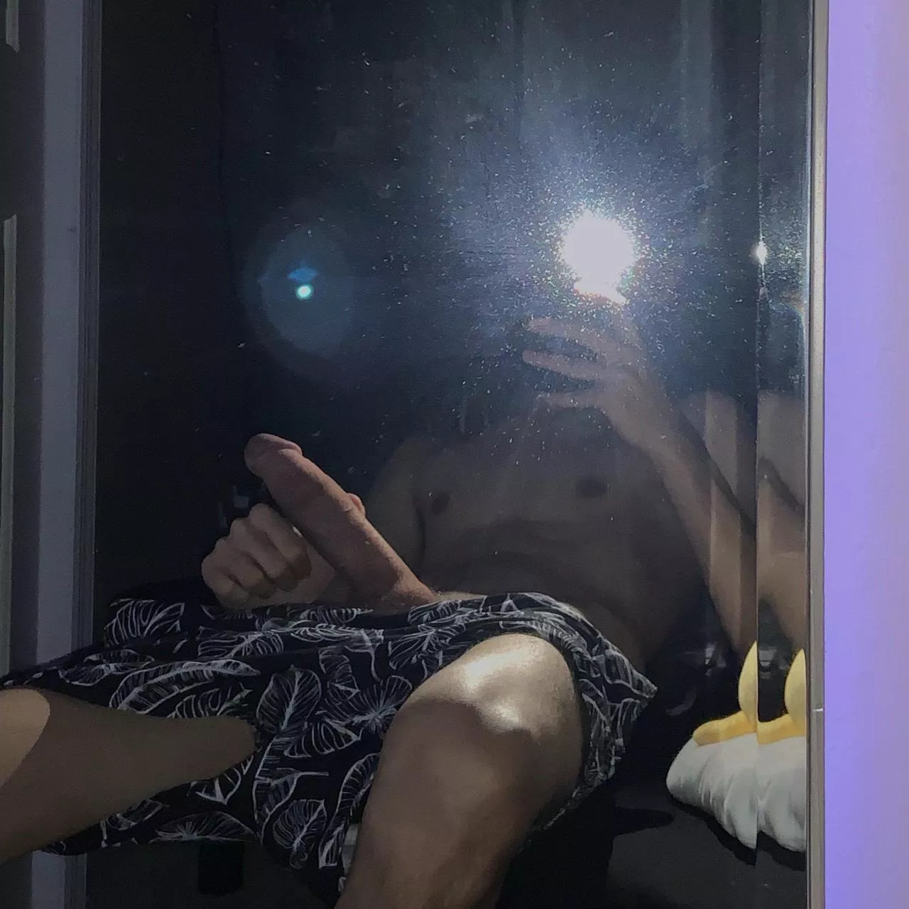 19/ same age dm with pic