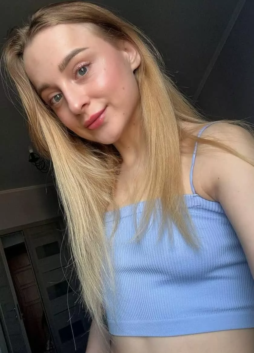 are my light blue tops the cutest crop tops?