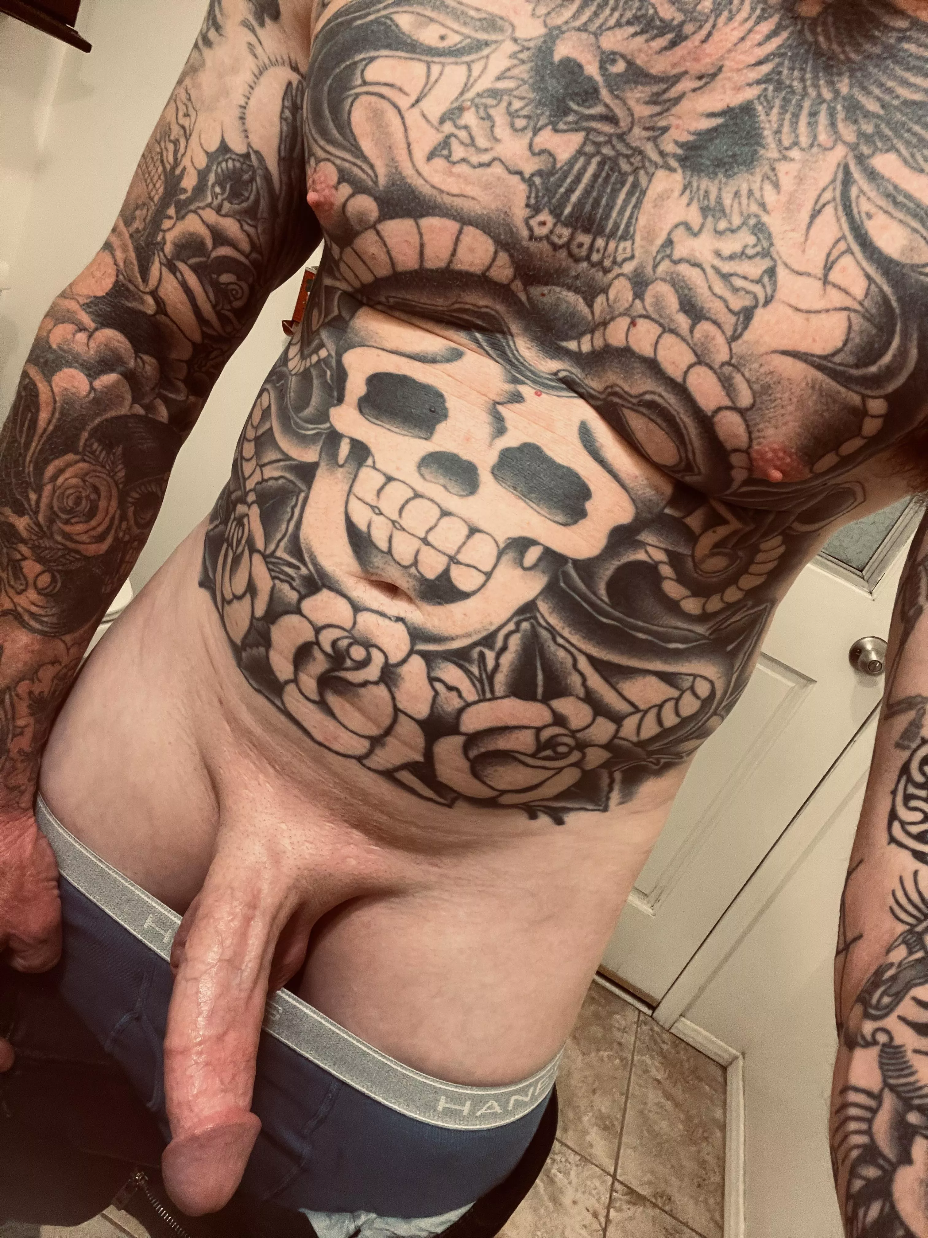 I’m your new neighbor. I ran out of sugar. Got any you can share 