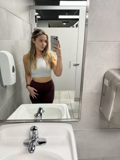 My fave gym croptop:)