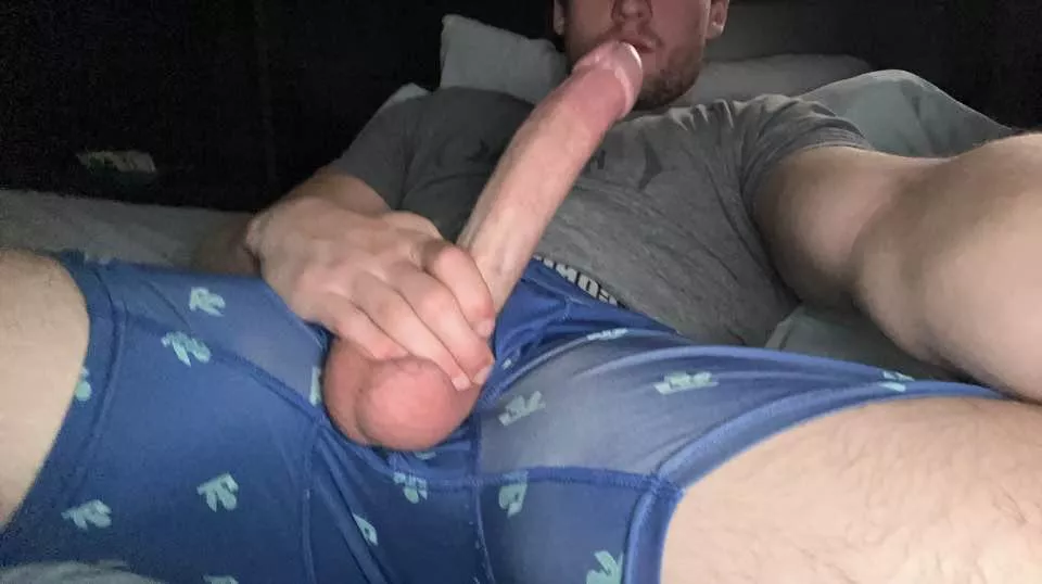 Need to drain this huge cock so fucking badly
