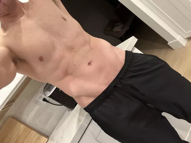 Sat morning workout about to start . Wich underwear do I have on ??(m)