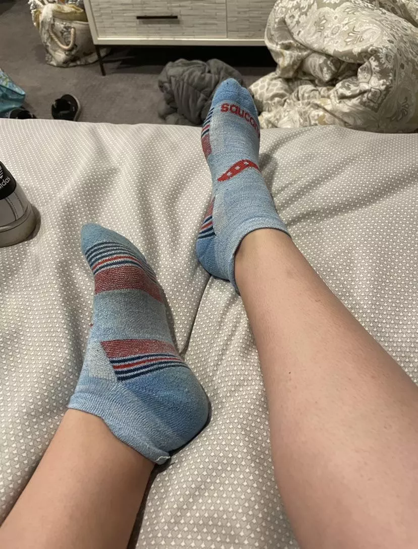 [Selling] My blue socks are going 10 rounds with your nose 😏💕