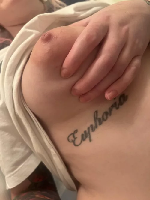 squishing my soft puffies