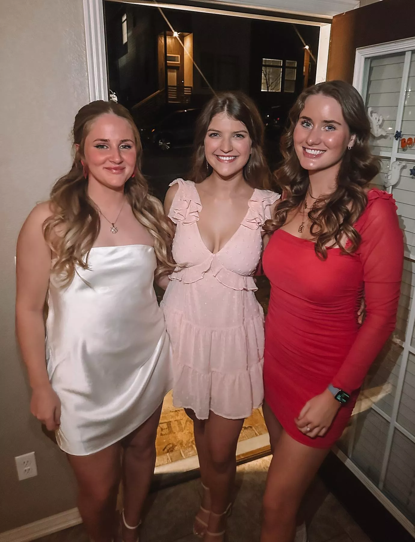Which of these sorority babes would you like to take out on a date? [3]