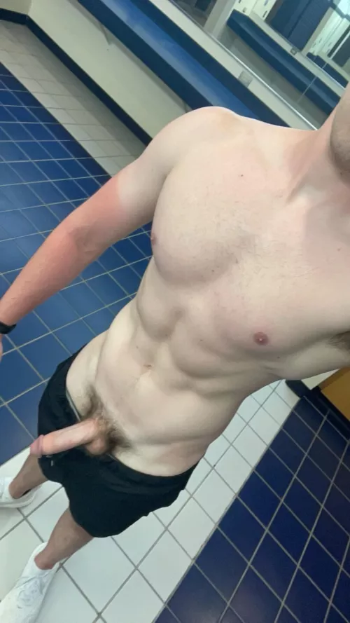 [22] Took this in the locker room post lift… what would you do if you caught me?