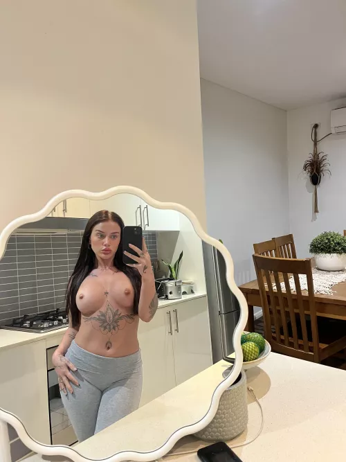 I'm gonna need a pair of hands on my boobs