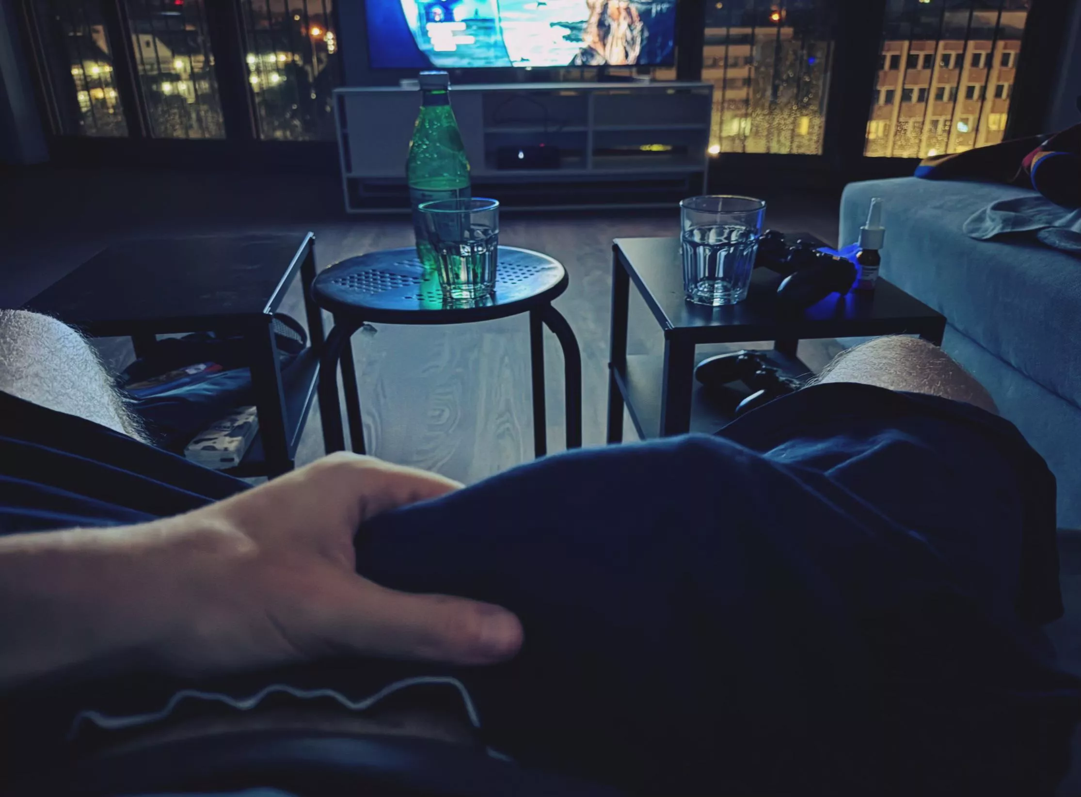 Late night bulge and loft ambience (m 37)