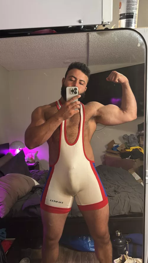 May fav singlet..whatcha think