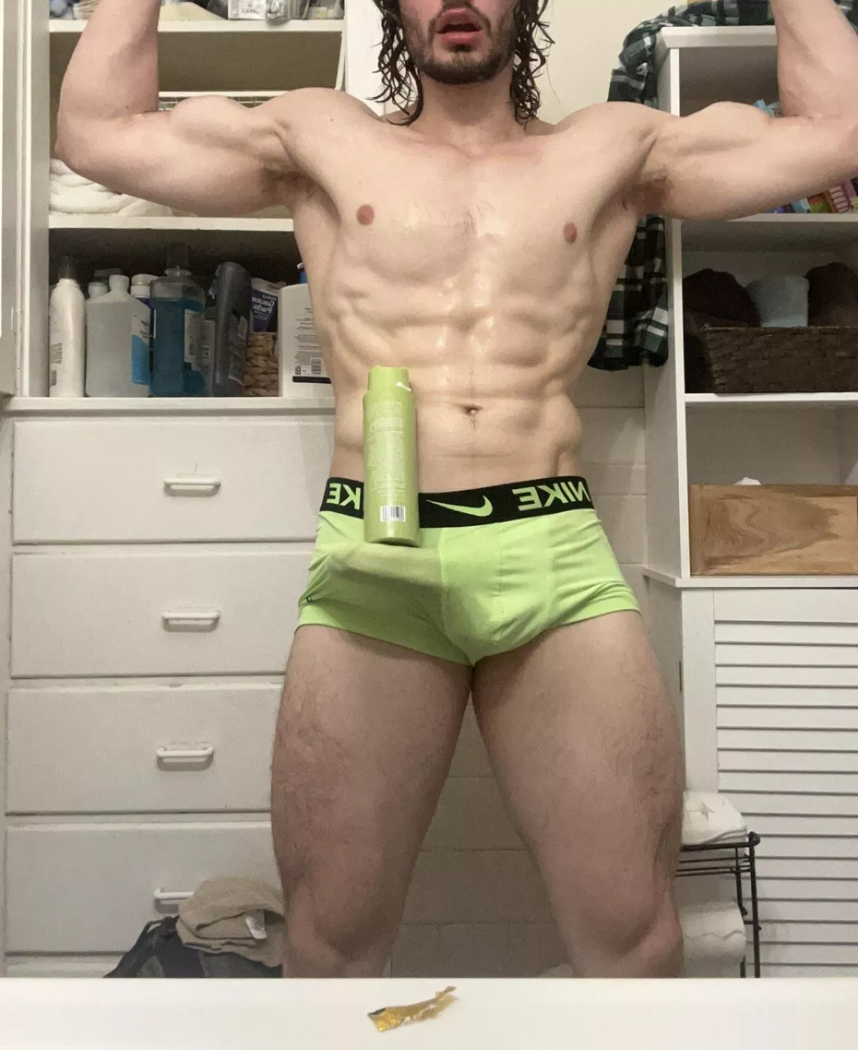 My legs always have been my strongest muscles… can’t ya tell? 🤔😜😈