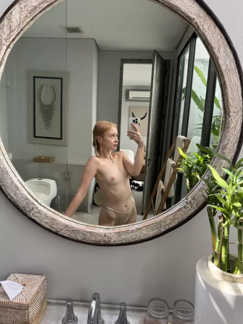 My tiny boobs don't need a bra