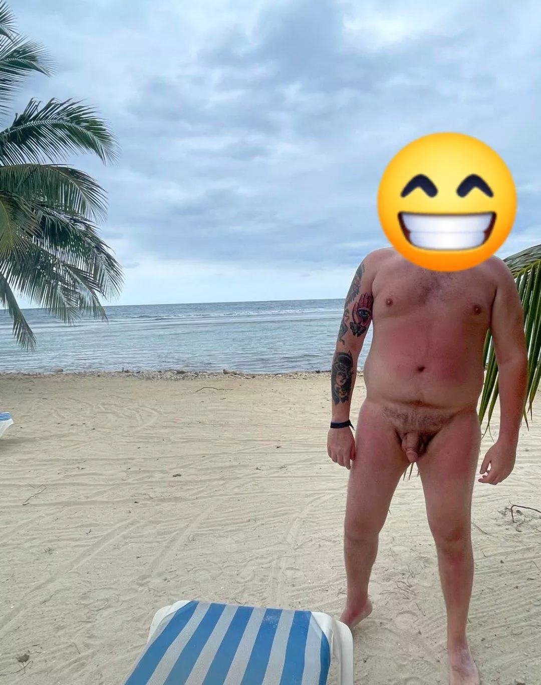 One of my first times chillin' fully nude! All over tan aka burn