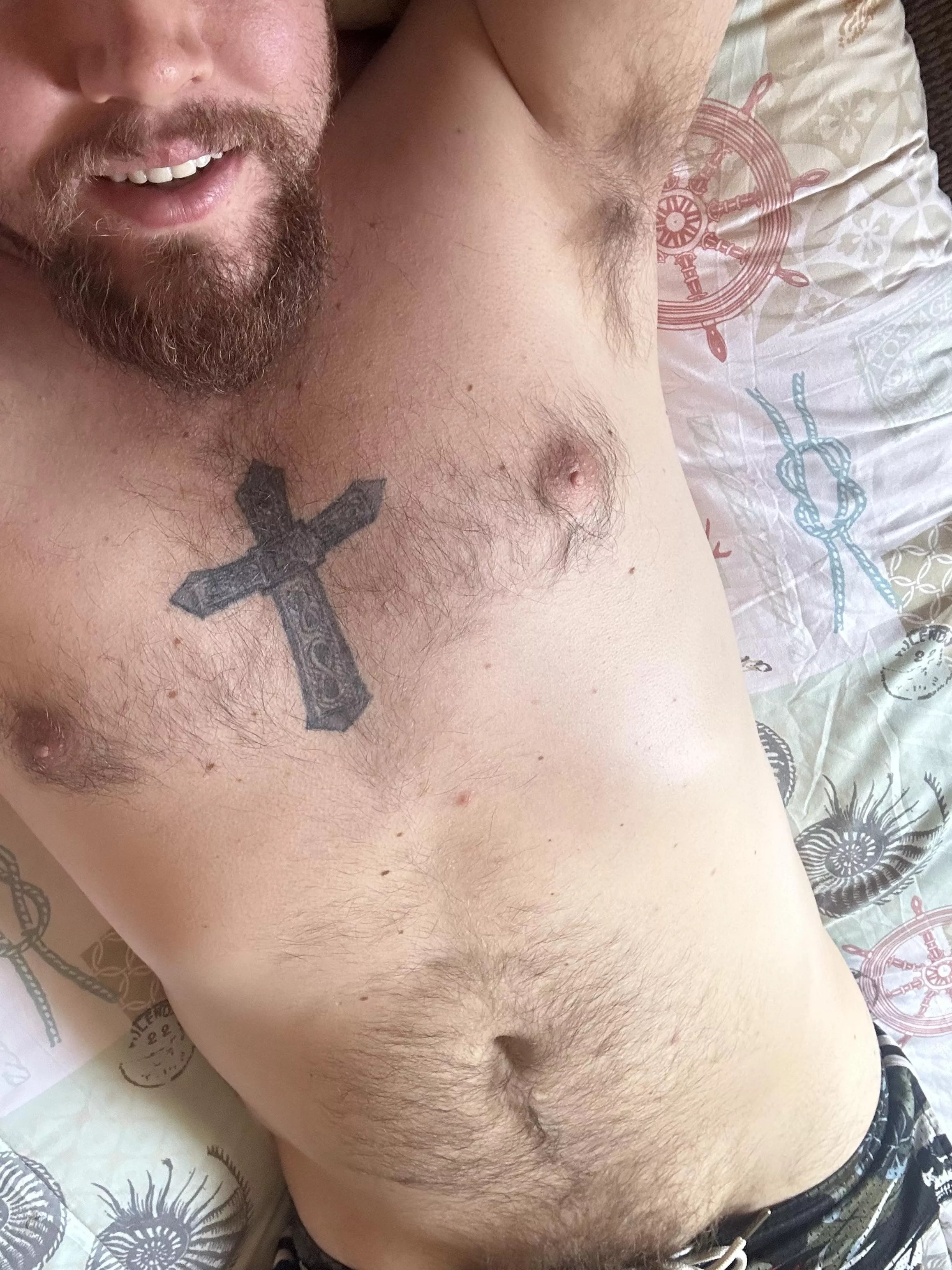 This daddy wants a boy to pull down his pants and blow his cock 