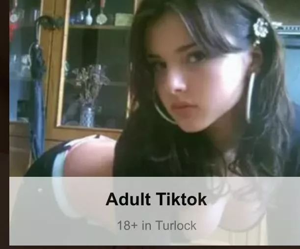 Who is she? She looks like Selena Gomez.