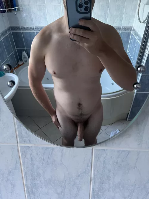 23 (m) flaccid fun on Sunday rate me