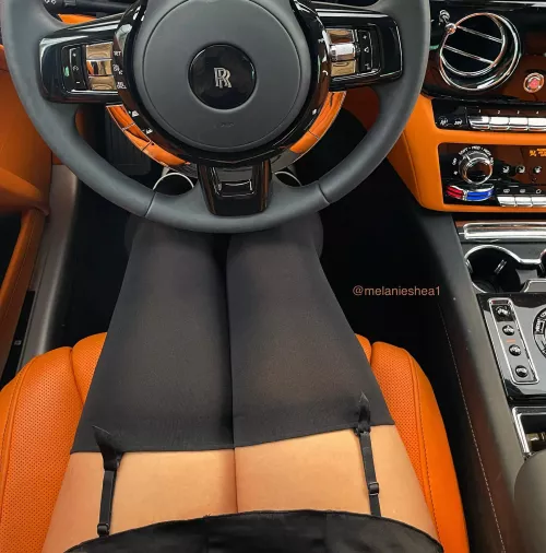 Get in the ghost babe we’re going for a ride 🧡