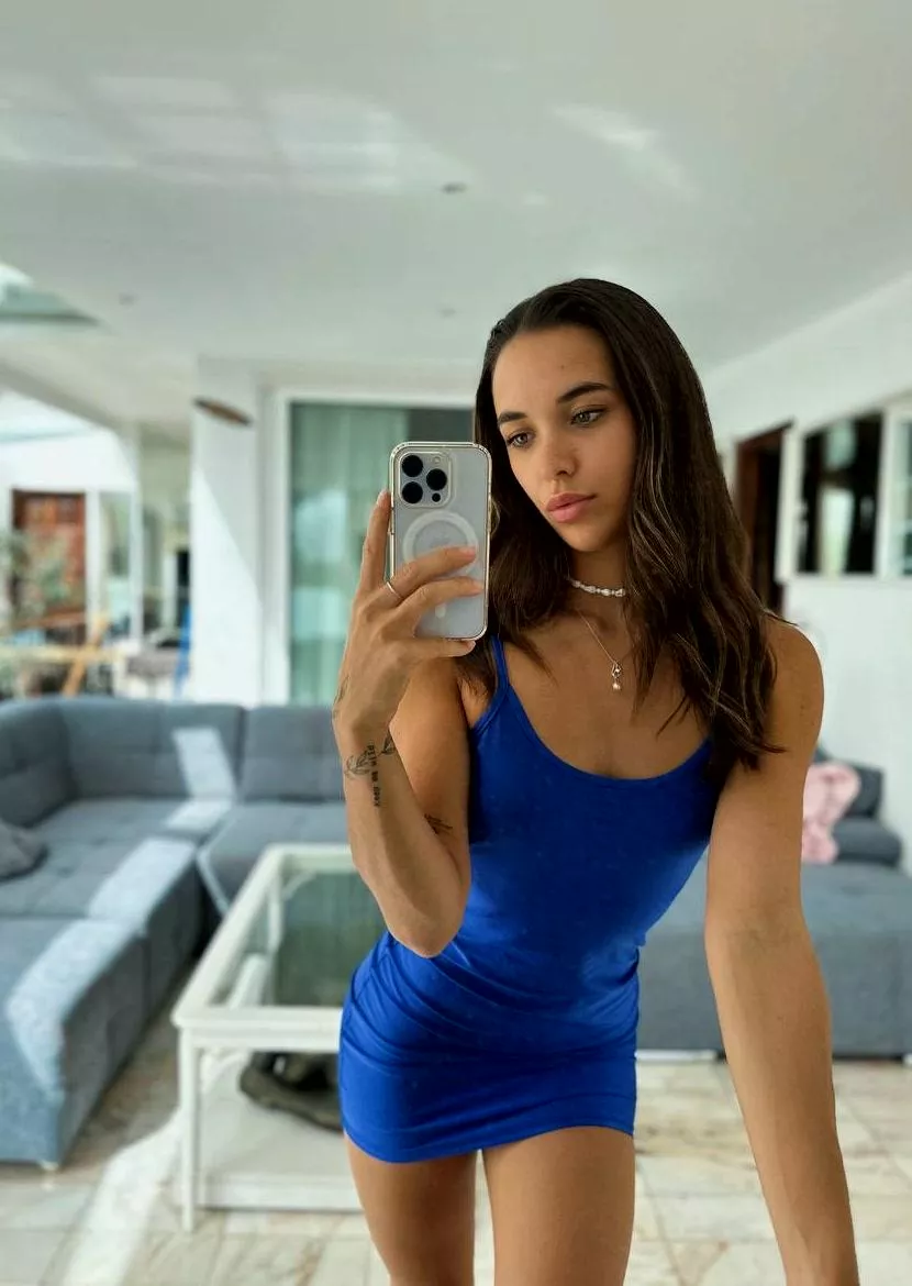 I didn't wear a bra in this tight black dress [F18]