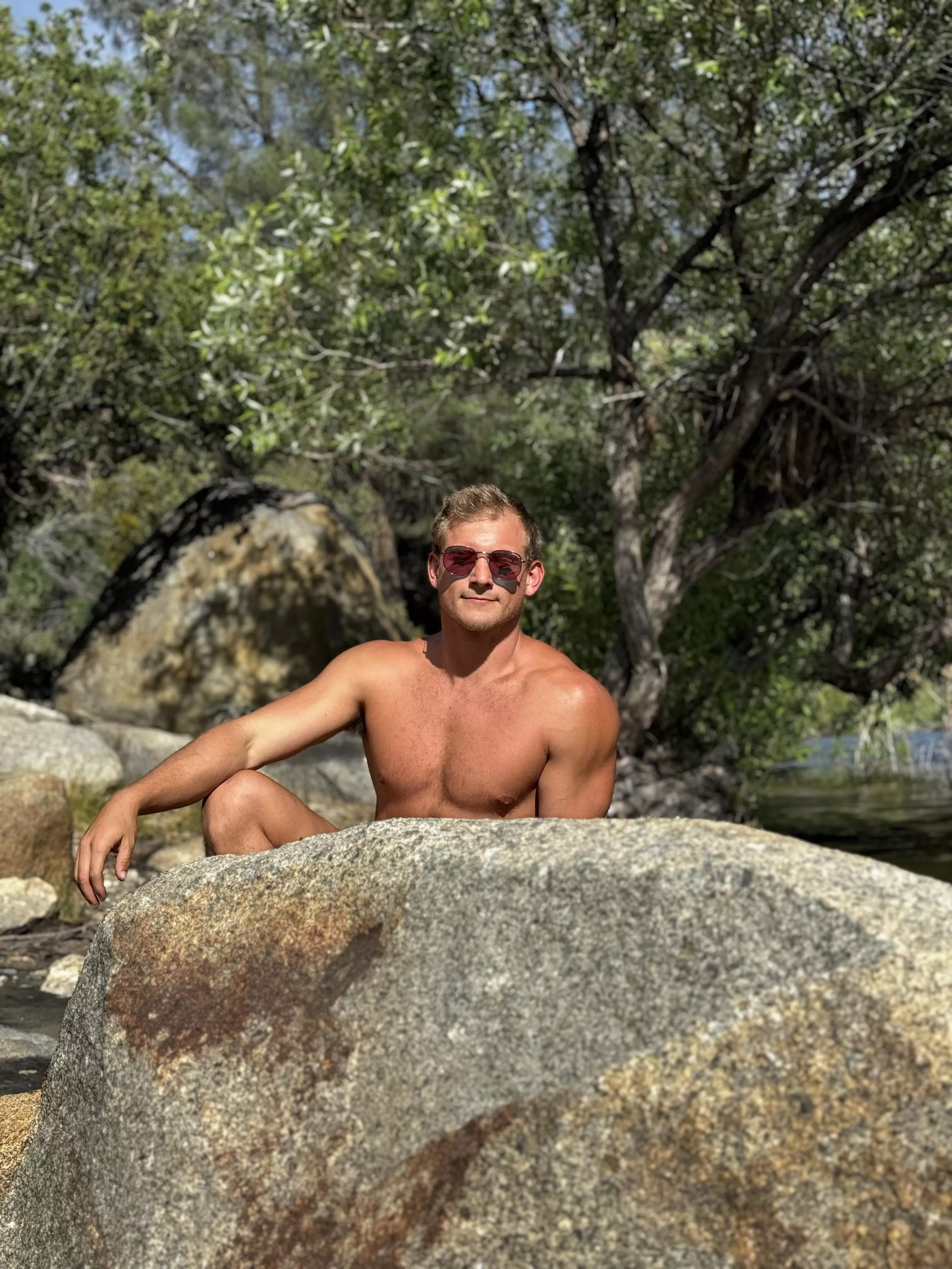 I like to get naked in public places