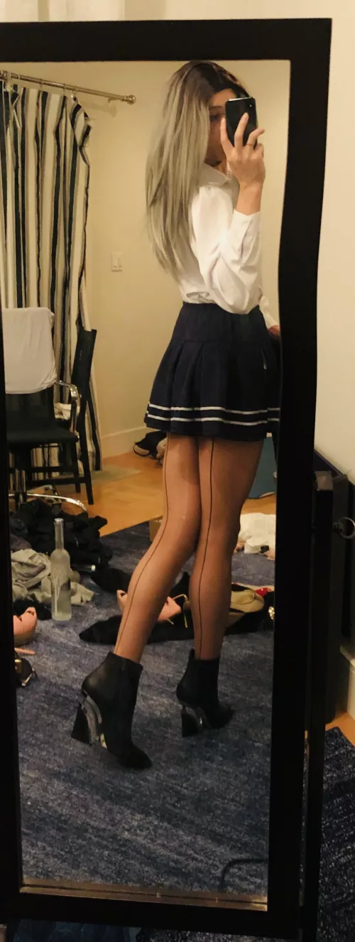 Just a little sissy for you