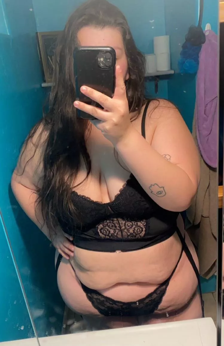 Ma not be your cup of tea but someone’s dying to slurp me up 🥰