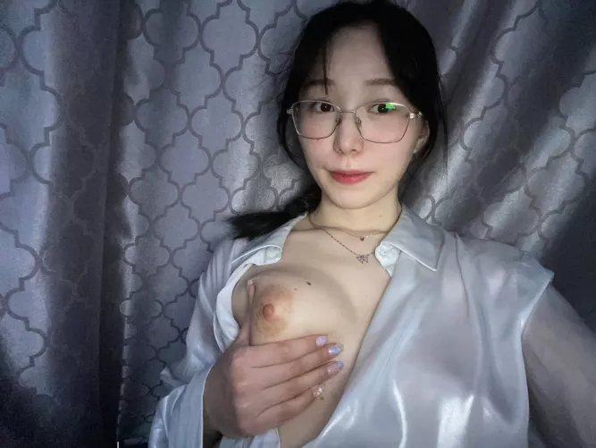 My neighbour says they’re sent big [wife]