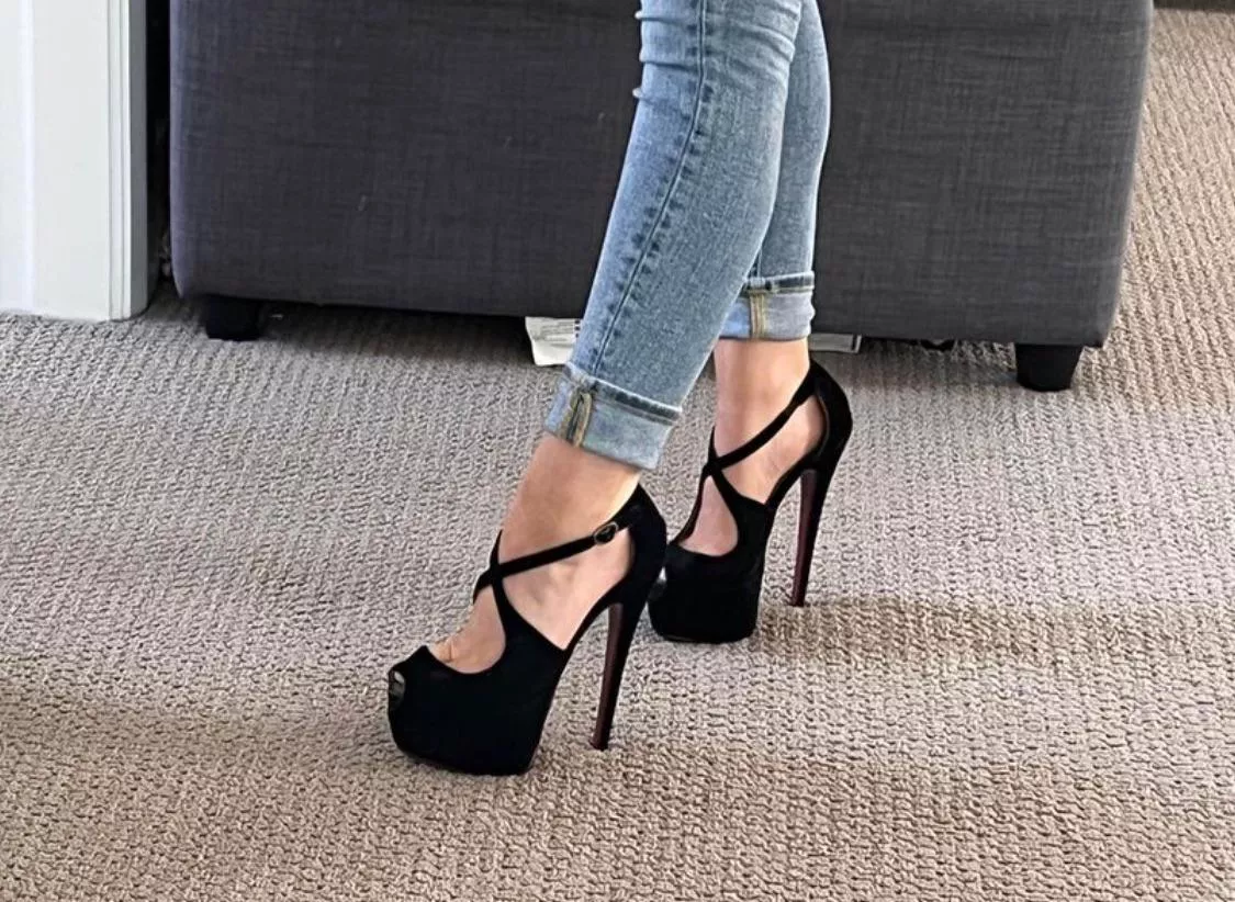 Out of my designers and low budget, my fav pair 🥰