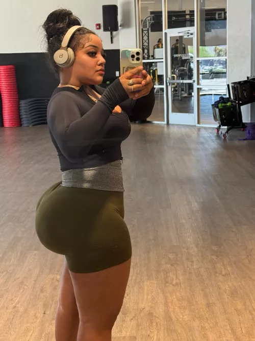 She swears it’s natural