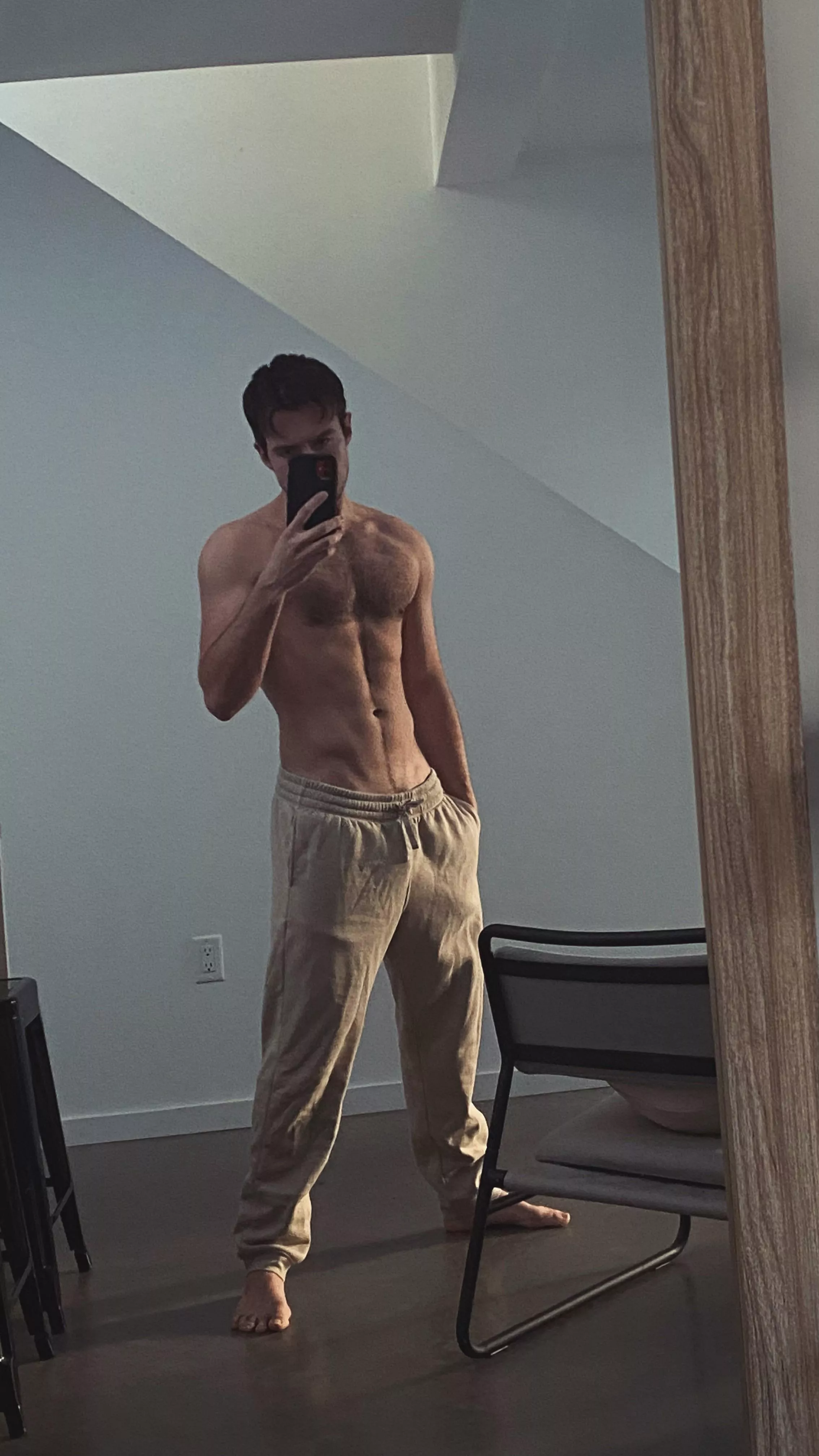 Would be a great day to get on your knees while I play some GTA