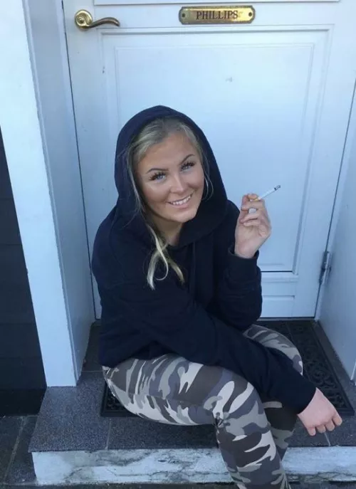 You notice your idiot neighbor doesn’t let his girlfriend smoke in his house, so you decide to walk over, introduce yourself, and let her know how different you are