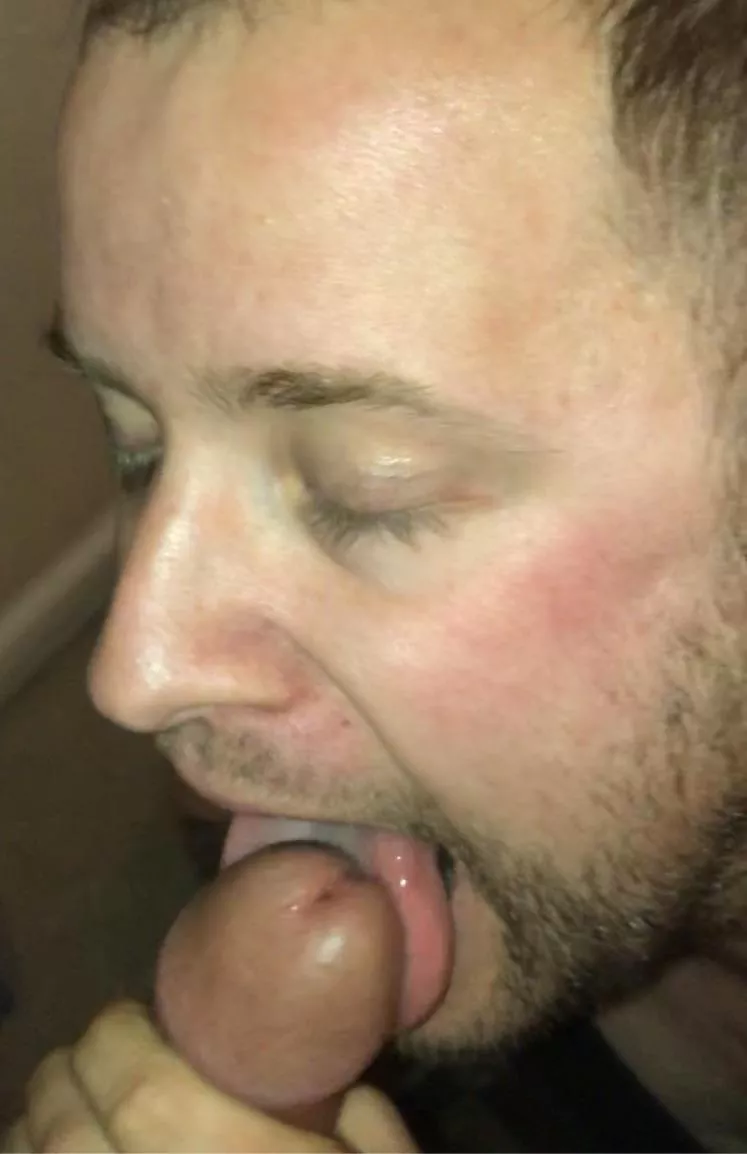 I hope people I know see this! I was really into sucking that cock! 