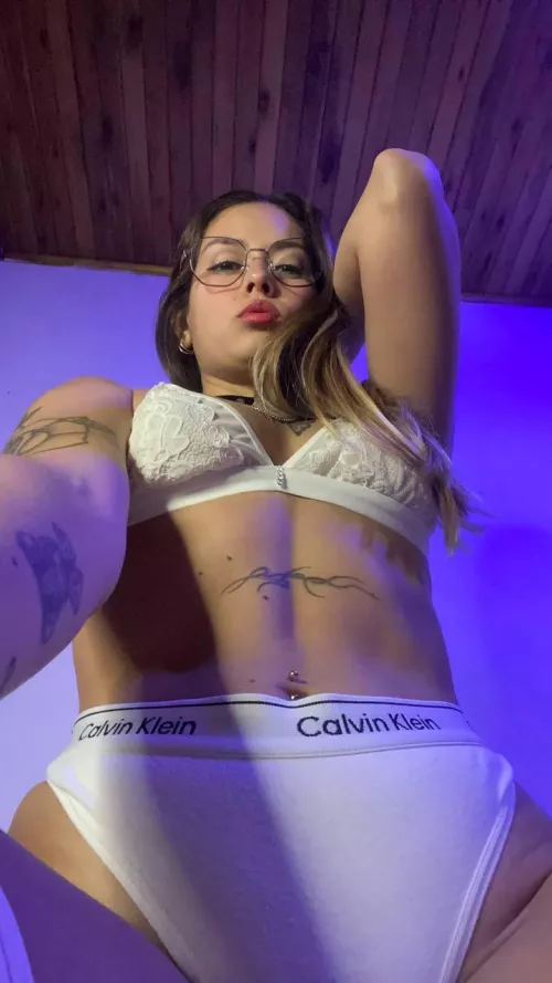 My eyes are up here baby