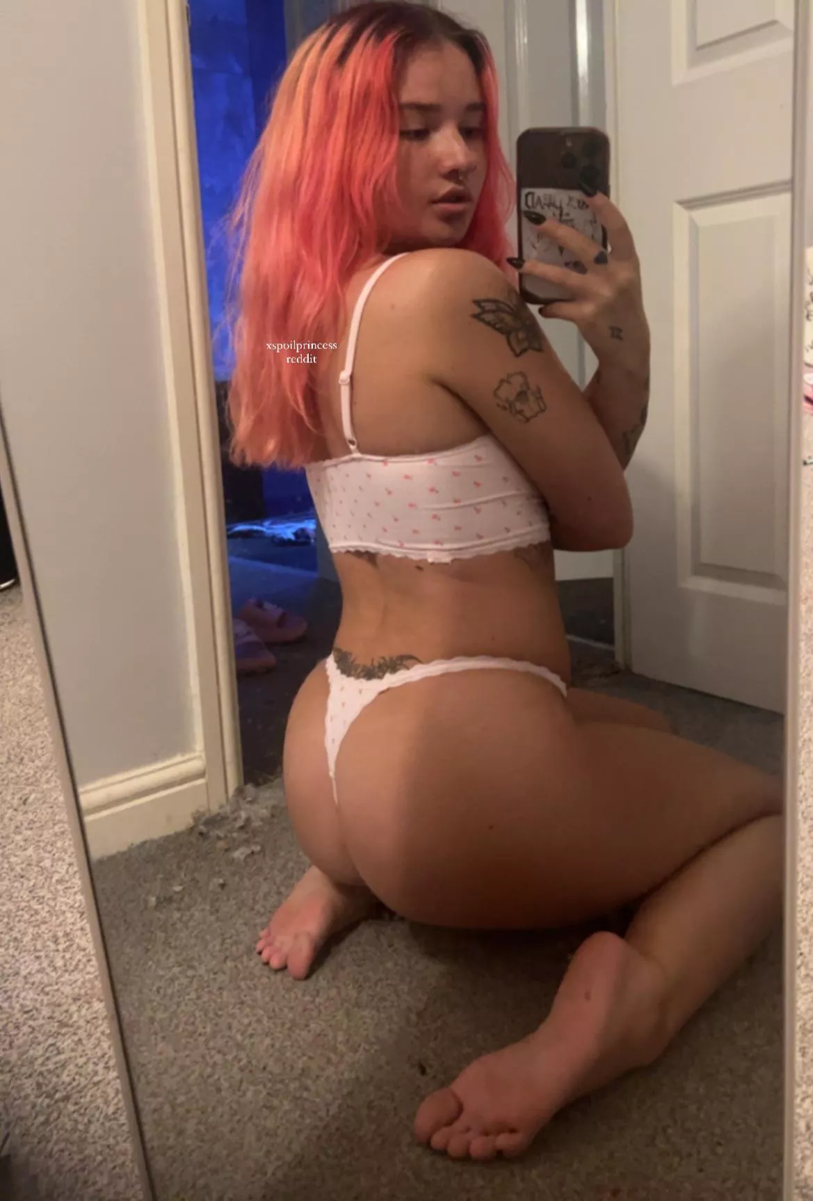 real men wouldn’t be staring at my feet