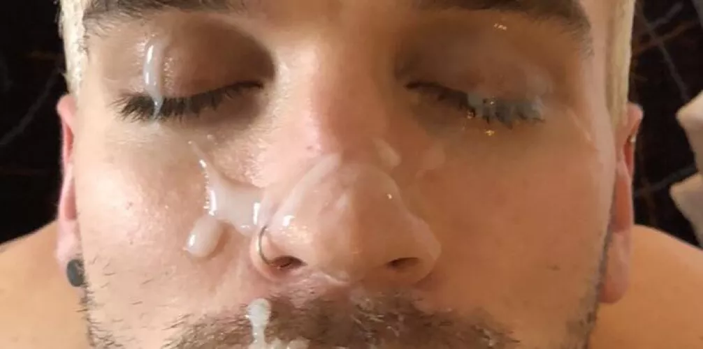 Tell me I’m a good boy, sir