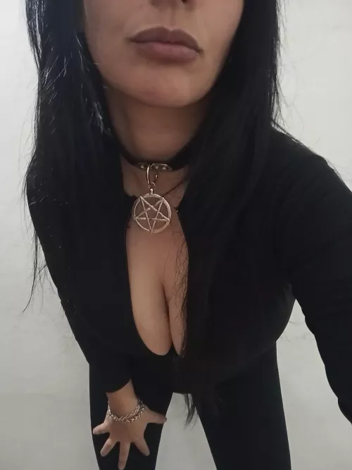 the devil can make you see beautiful things like me