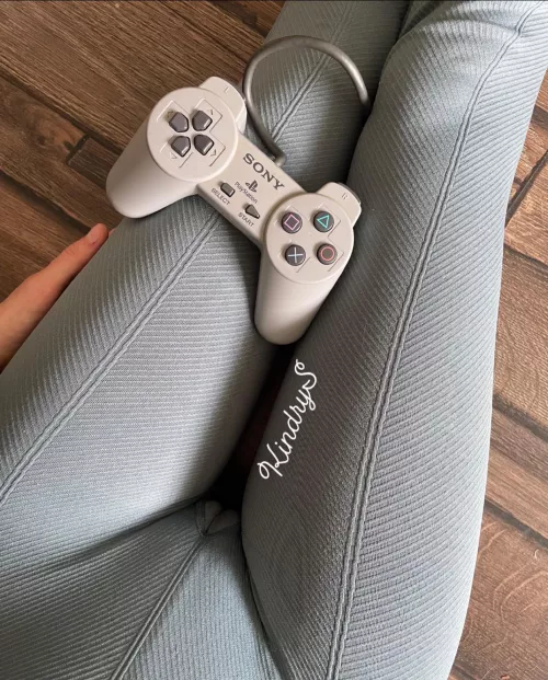 The PS5 is overrated anyway. 