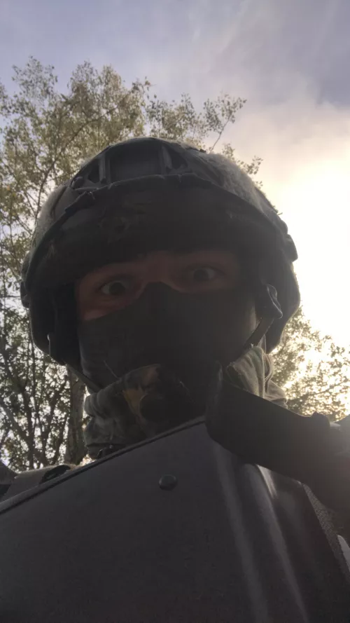 Tomorrow MAY come a pic. (26) Grenadier 