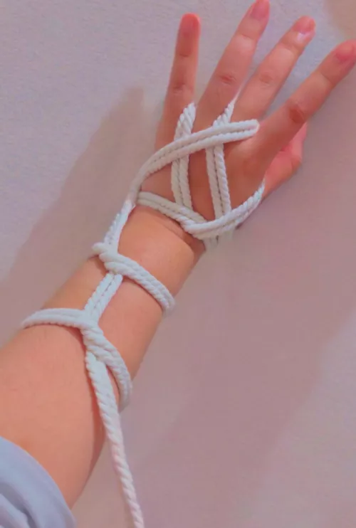 tying with one hand is certainly a challenge