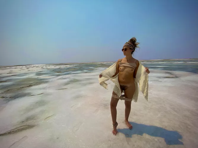 Getting naked on the salt in Utah 💗