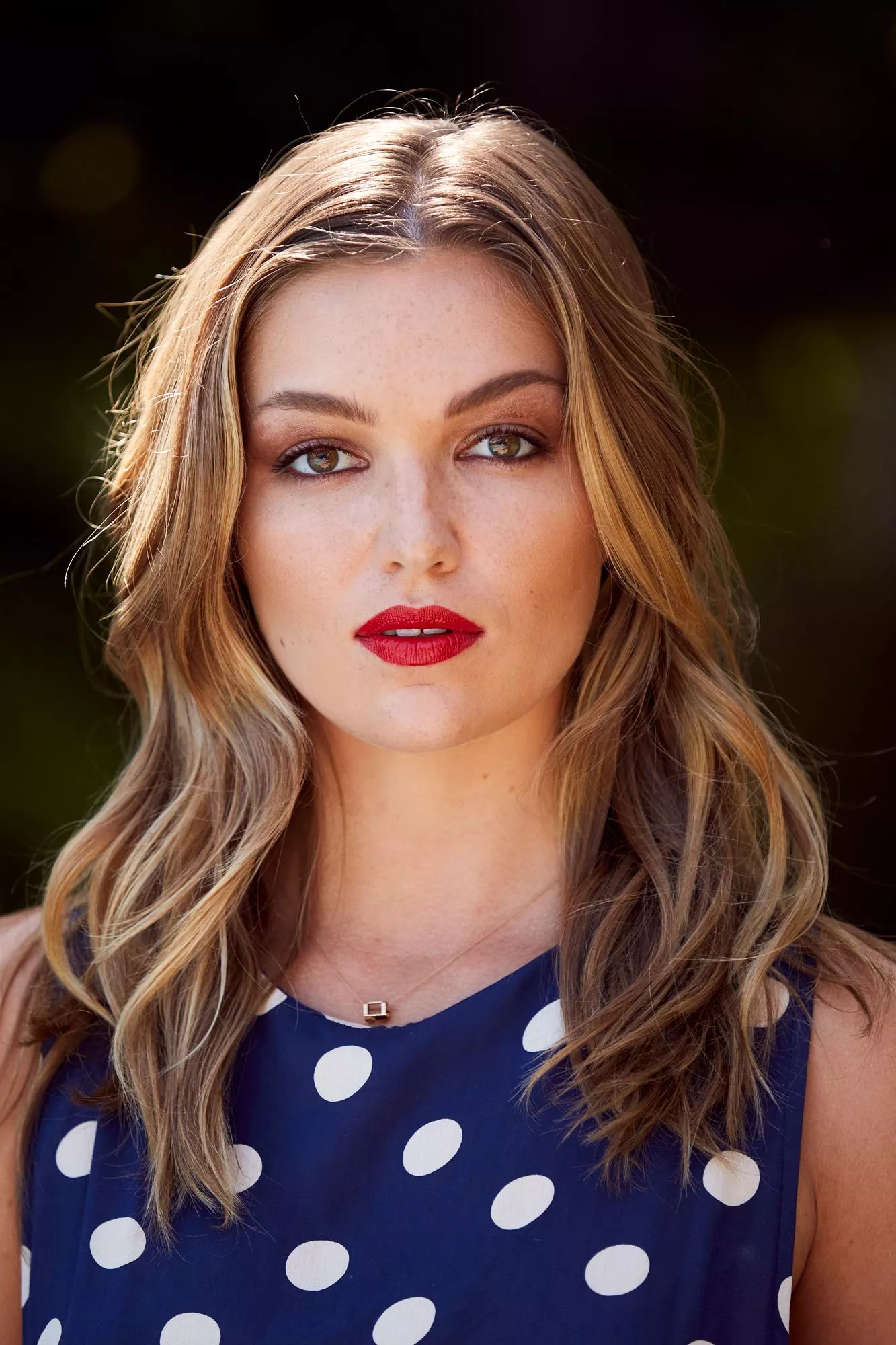 Lili Simmons 