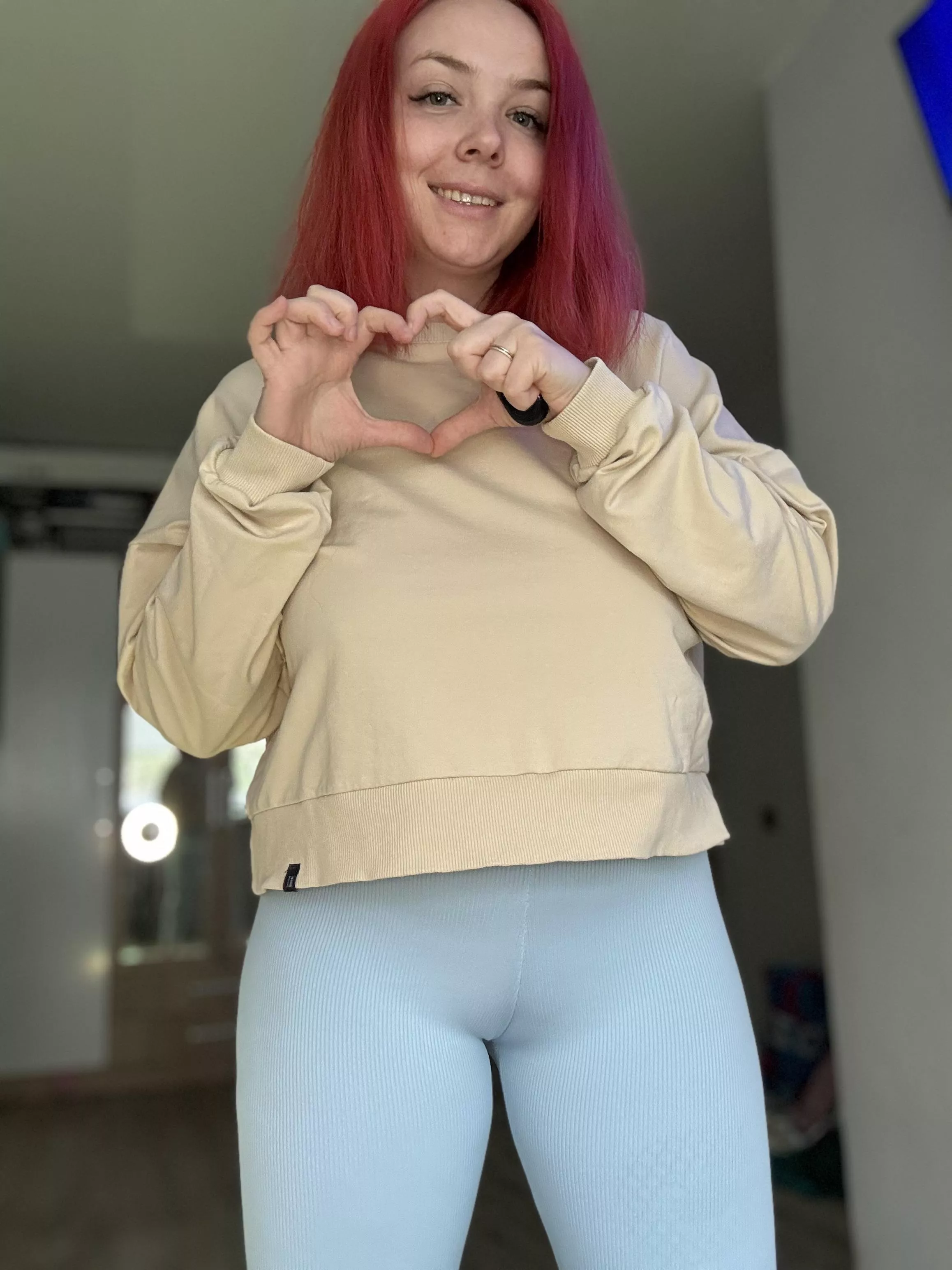 My pussy wants all the attention ^^